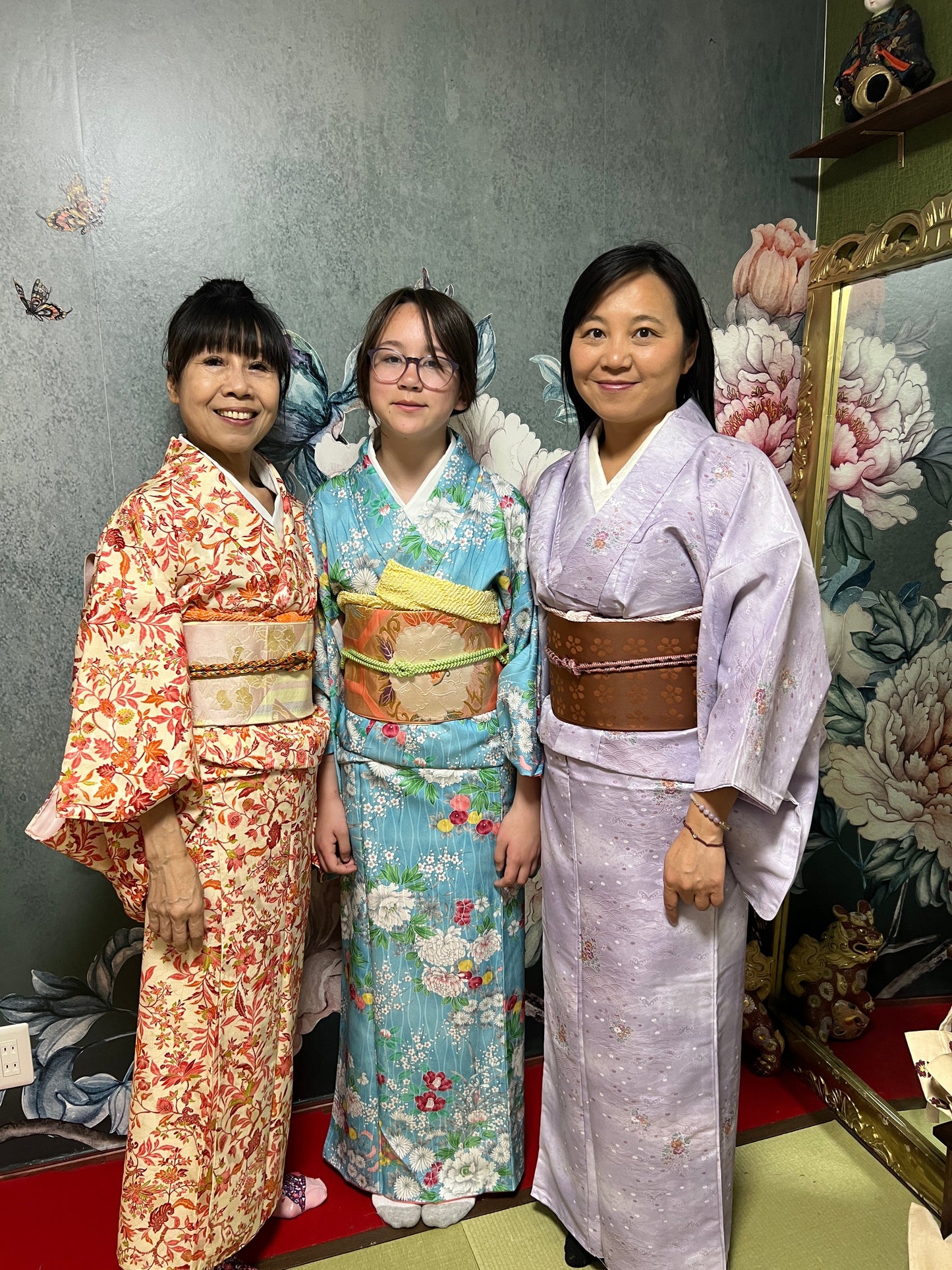 Let us make a kimono(Kimono is a gift)