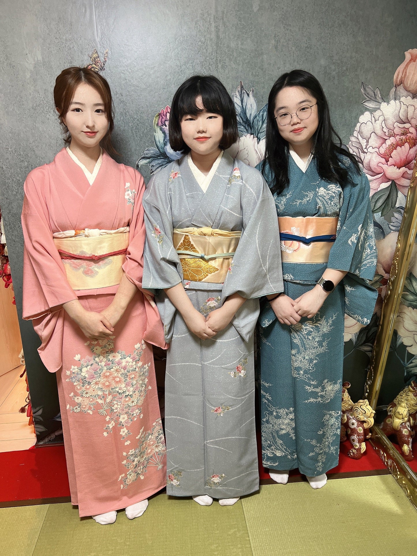 Let us make a kimono(Kimono is a gift)