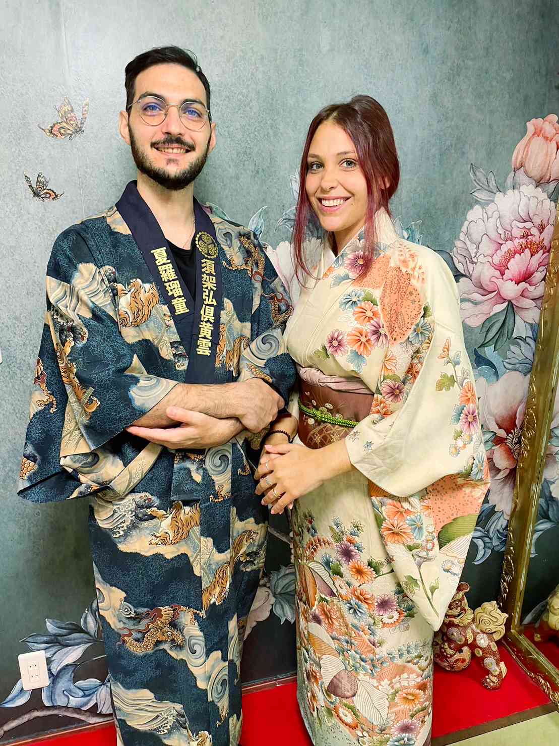 Let us make a kimono（Kimono is a gift)